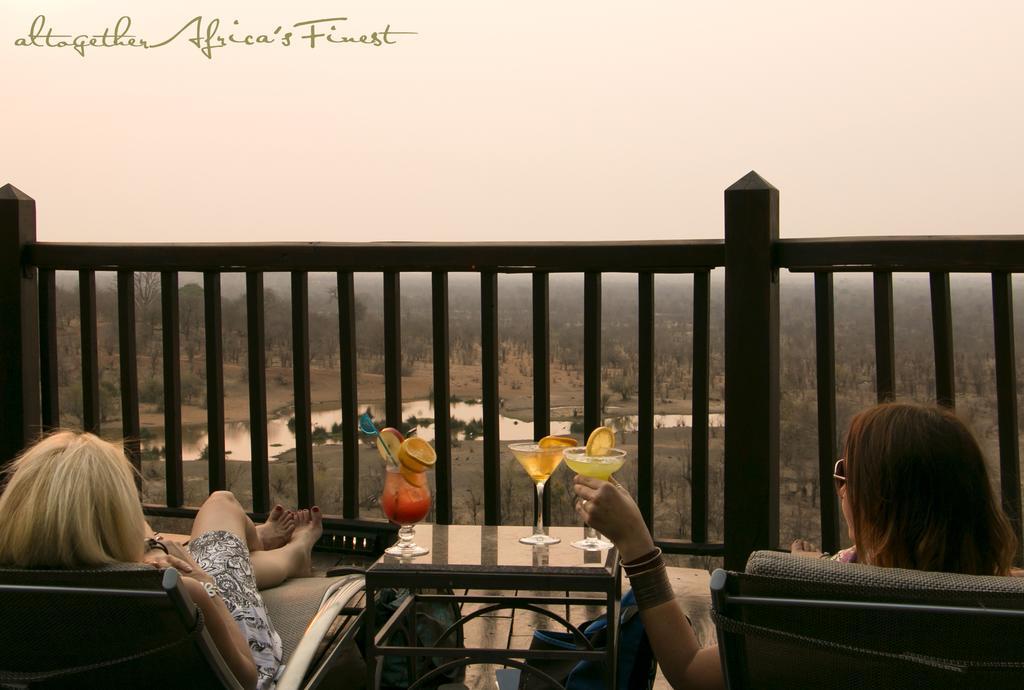 Victoria Falls Safari Suites Luaran gambar