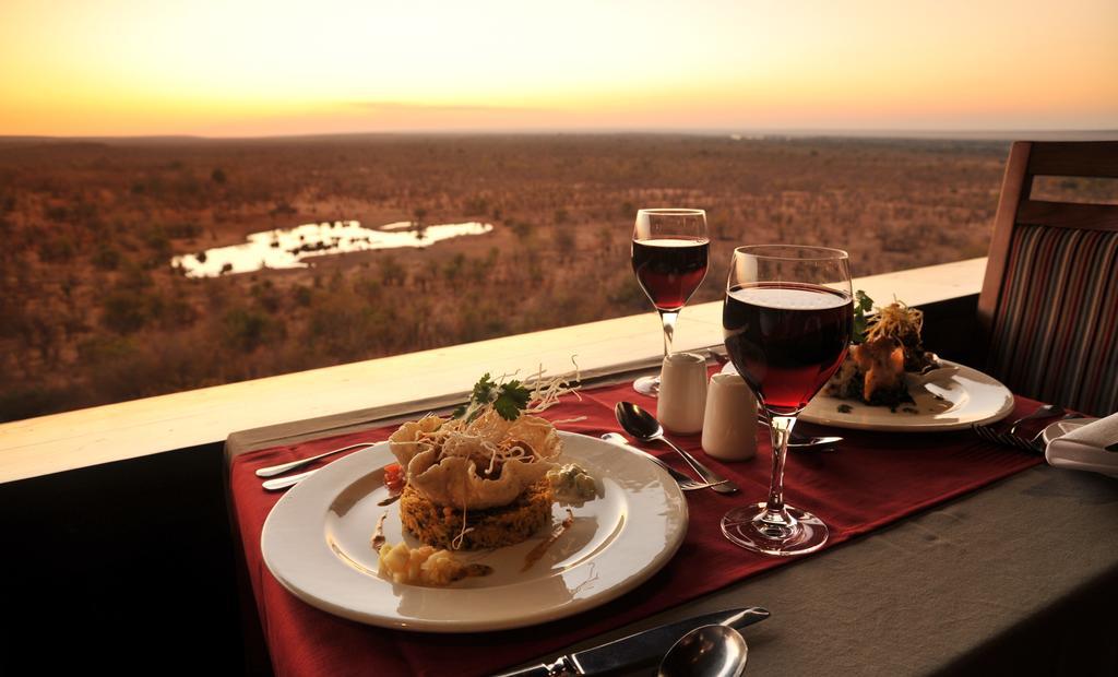 Victoria Falls Safari Suites Luaran gambar