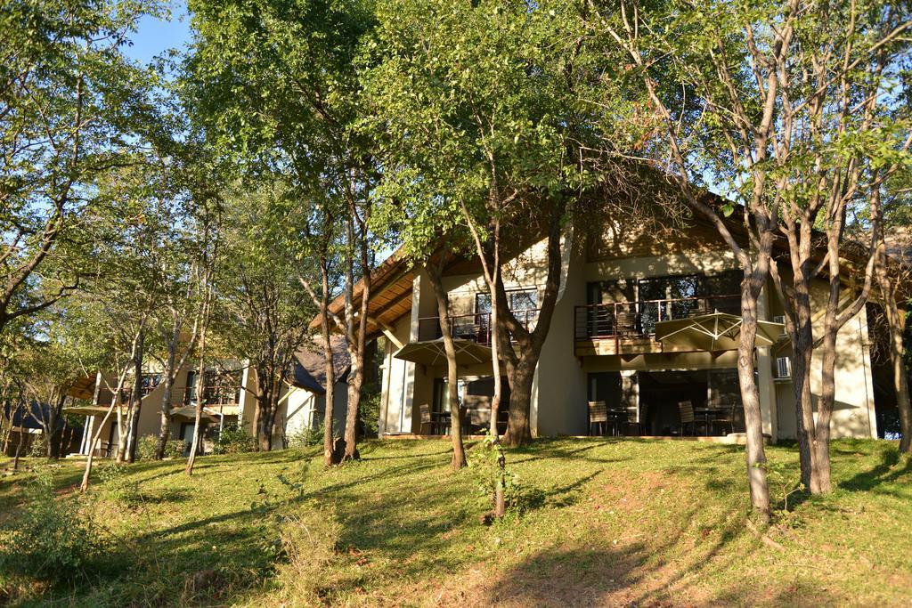 Victoria Falls Safari Suites Luaran gambar
