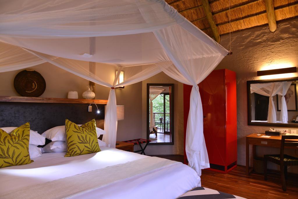 Victoria Falls Safari Suites Luaran gambar