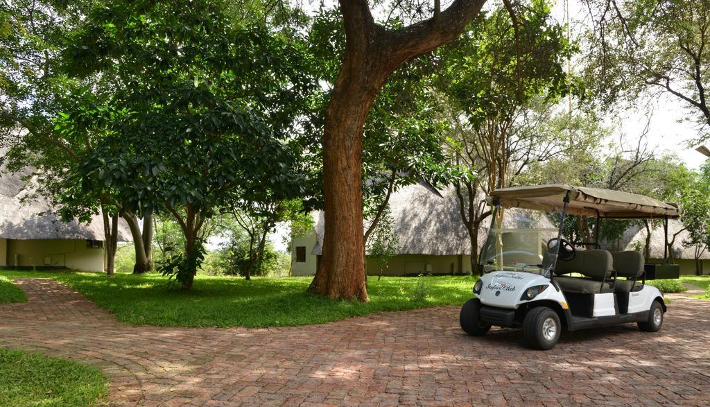 Victoria Falls Safari Suites Luaran gambar