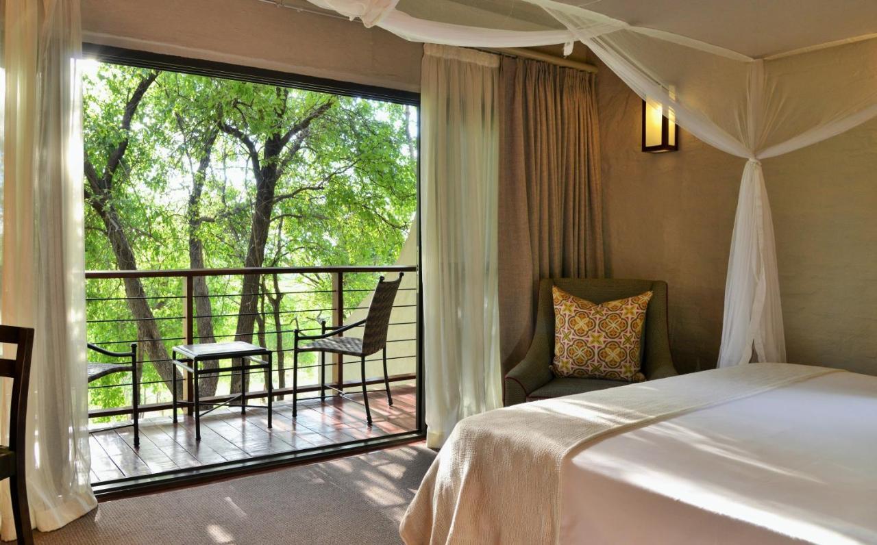 Victoria Falls Safari Suites Bilik gambar