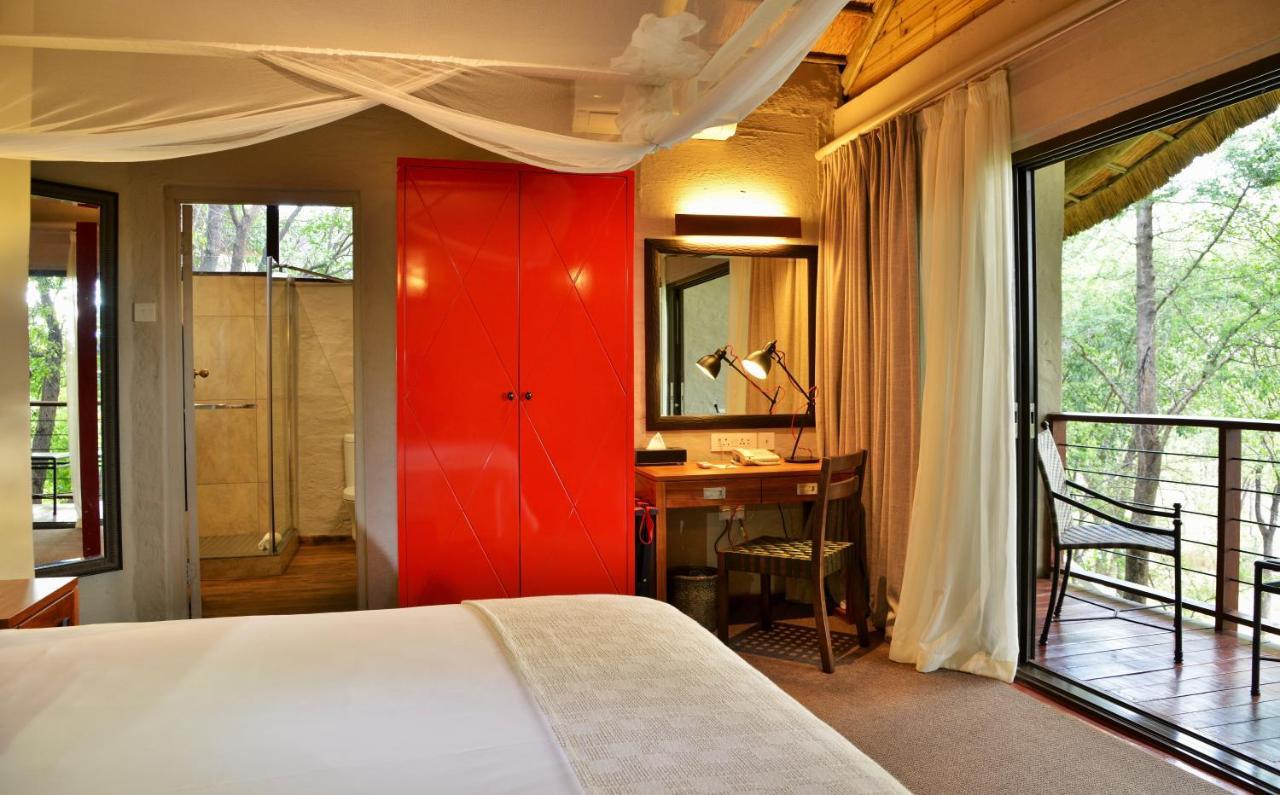 Victoria Falls Safari Suites Bilik gambar