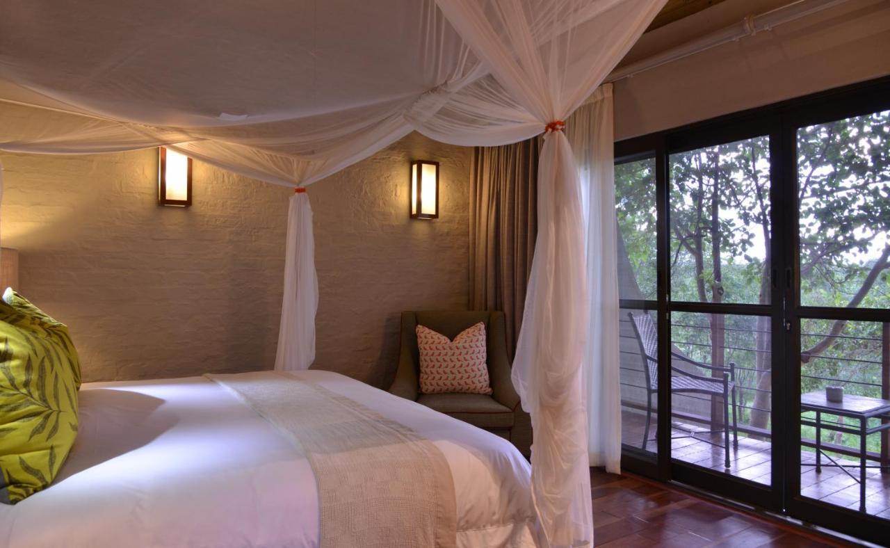 Victoria Falls Safari Suites Bilik gambar